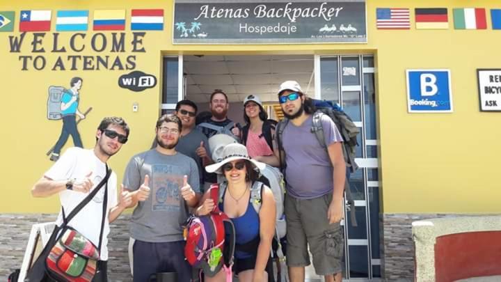 パラカス Atenas Backpacker Hospedajeホステル エクステリア 写真